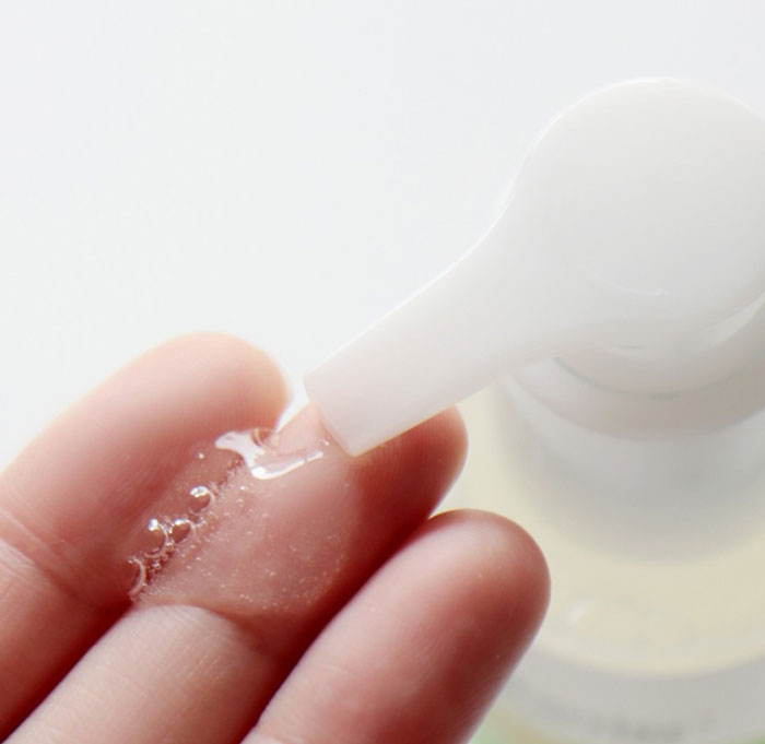 Real Barrier Control-T Cleansing Foam Очищающая пенка для жирной кожи фото 4 / Sweetness
