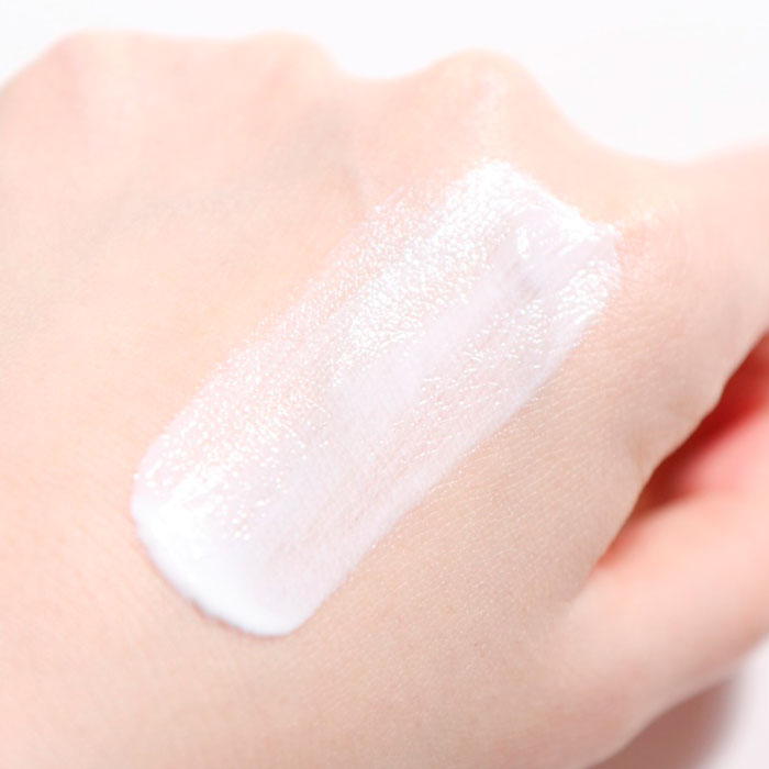Benton Skin Fit Mineral Sun Cream SPF50/PA++++ Солнцезащитный крем на минеральной основе фото 6 / Sweetness